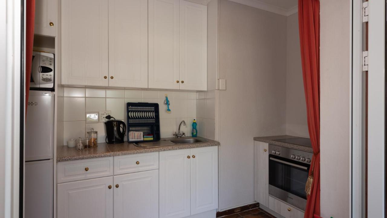 Brown Jug Guest House Hermanus Exterior foto